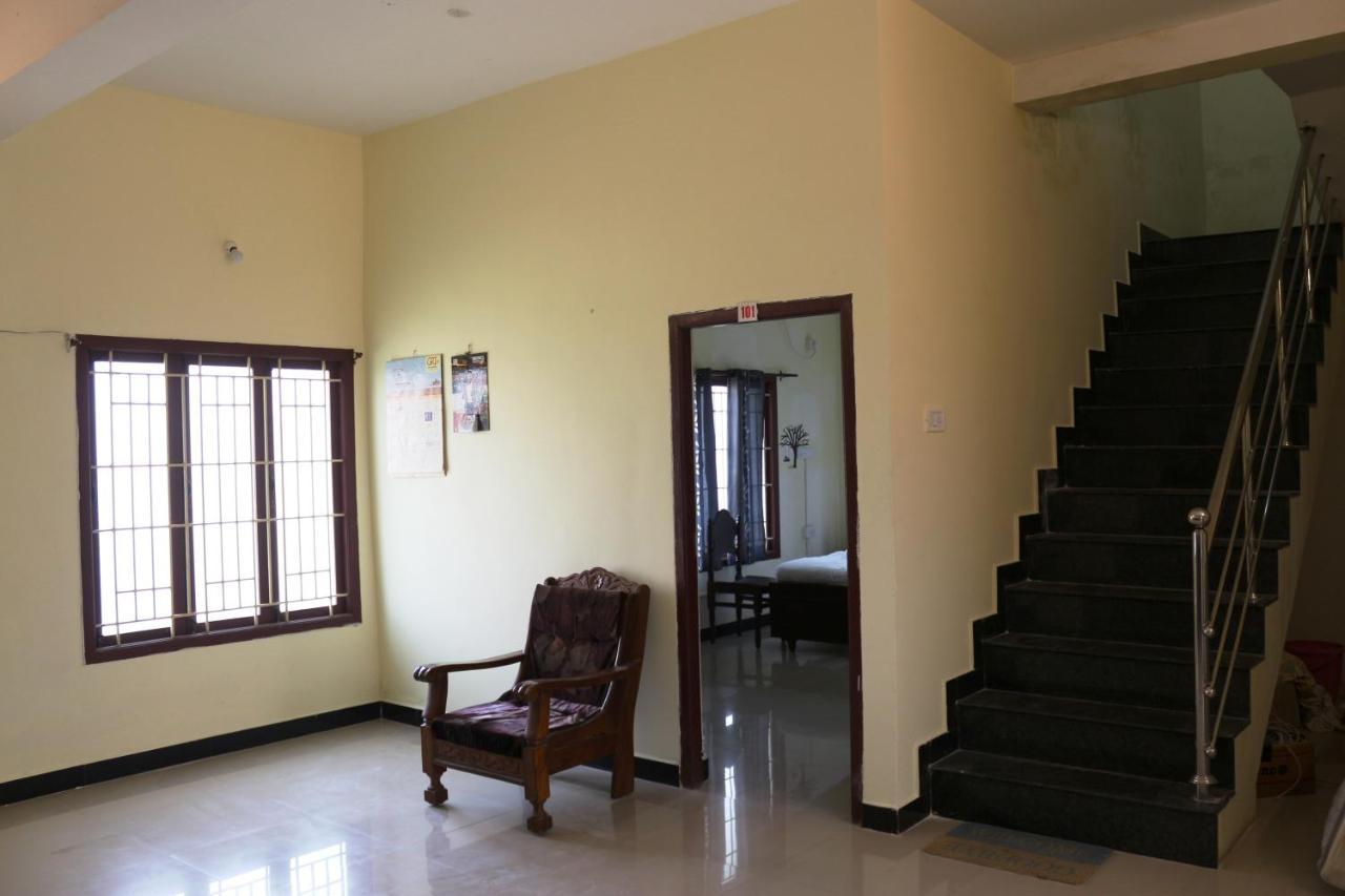 Shree Sairenu Near Maruthamalai And Bharathiyar Univ And On The Way To Near Isha Adiyogi Ξενοδοχείο Marudhamalai Εξωτερικό φωτογραφία